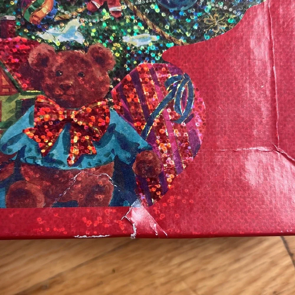 Springbok Sparkling Christmas Tree Special Shape Puzzle - Picture 9 of 9